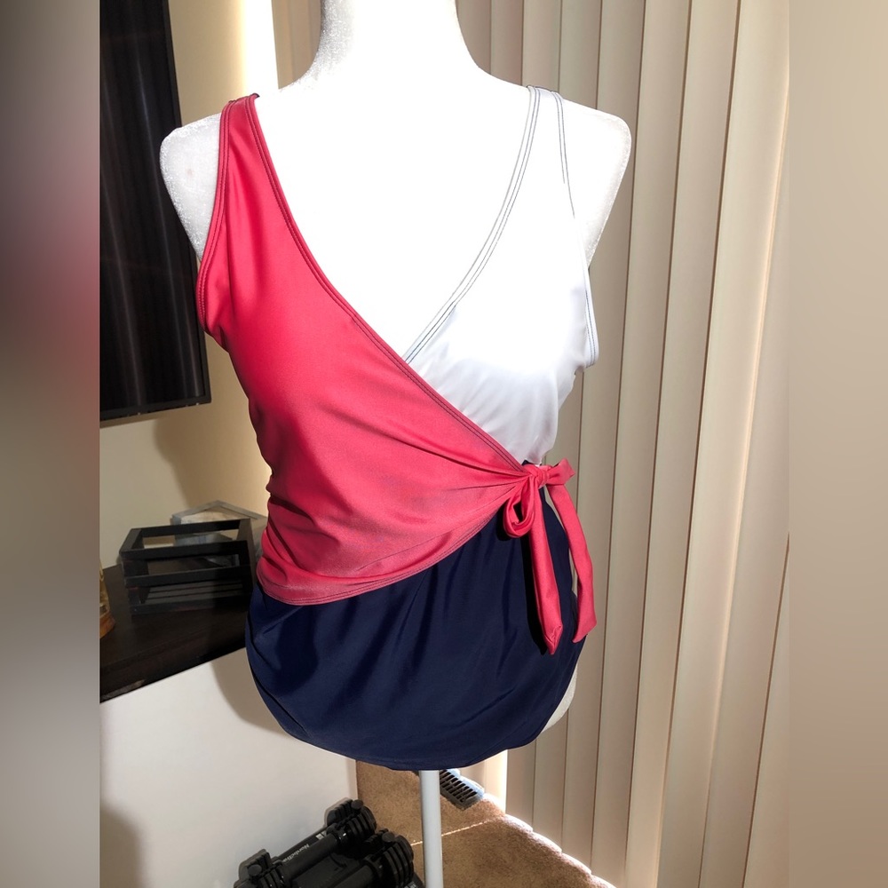Women’s V-Neck One Piece Swimsuit!